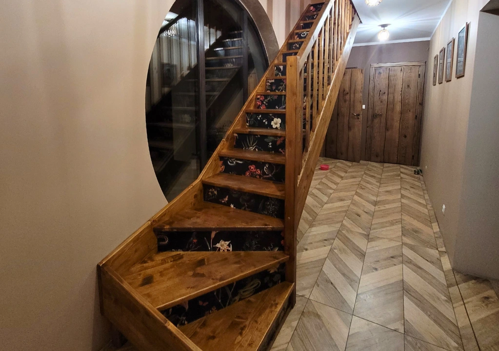 Modern wooden stairs – an overview of current trends